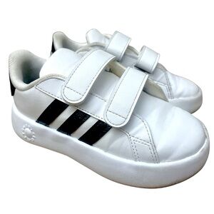 Adidas Bubblecomfy Grand Court 2.0 Kids White and Black Strap Sneakers size 10K